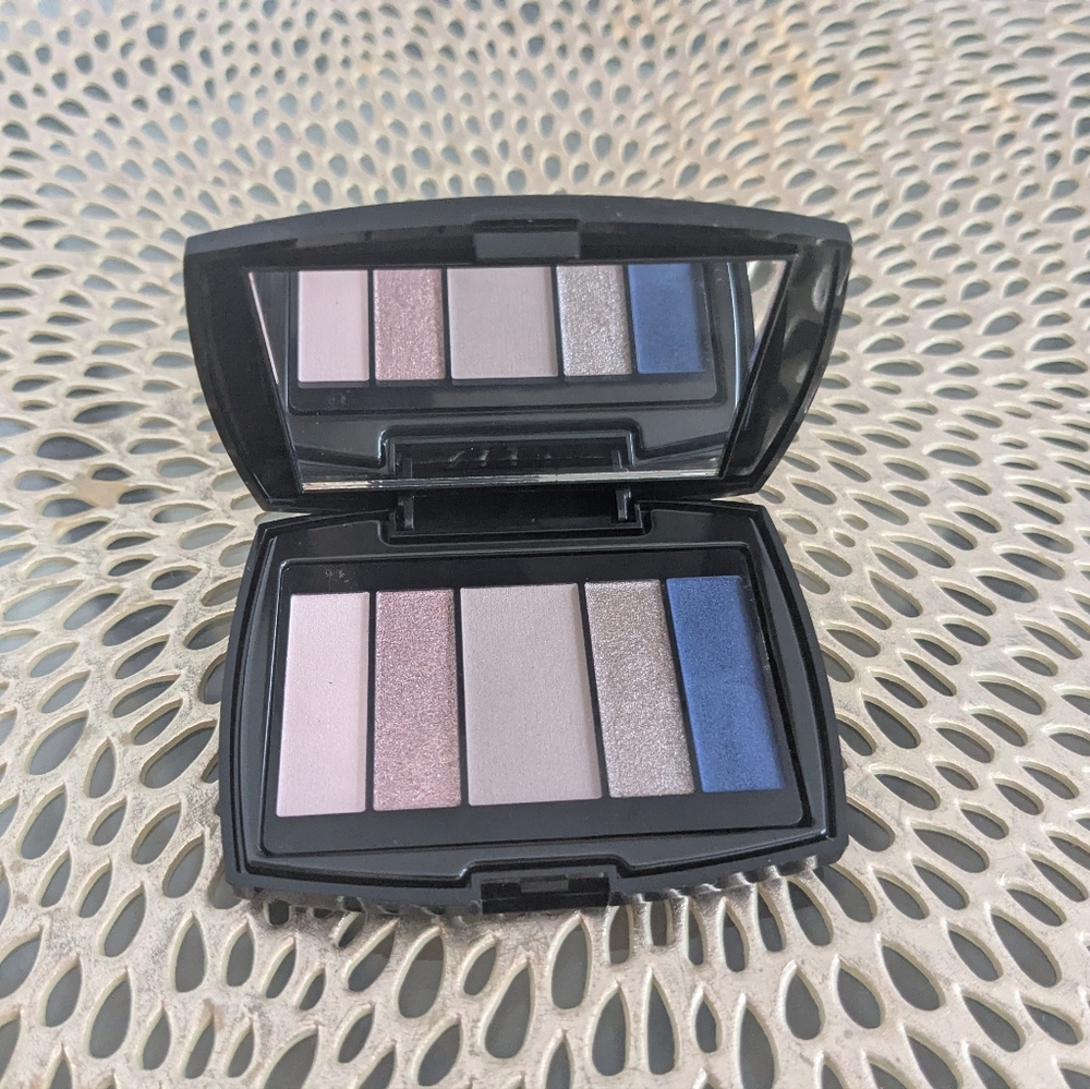 Lancome - Picture 5 of 6